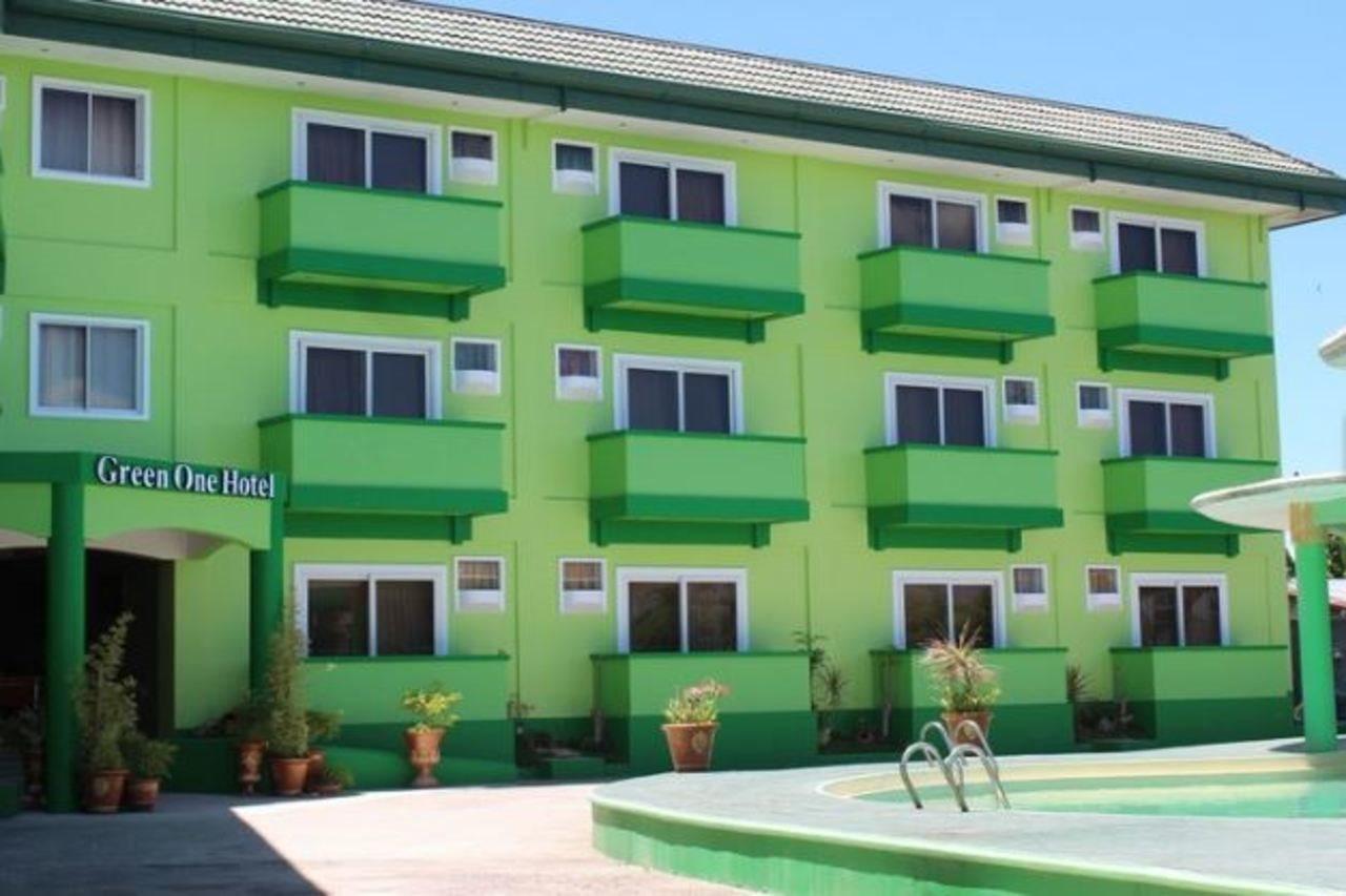 Green One Hotel Мактан Экстерьер фото